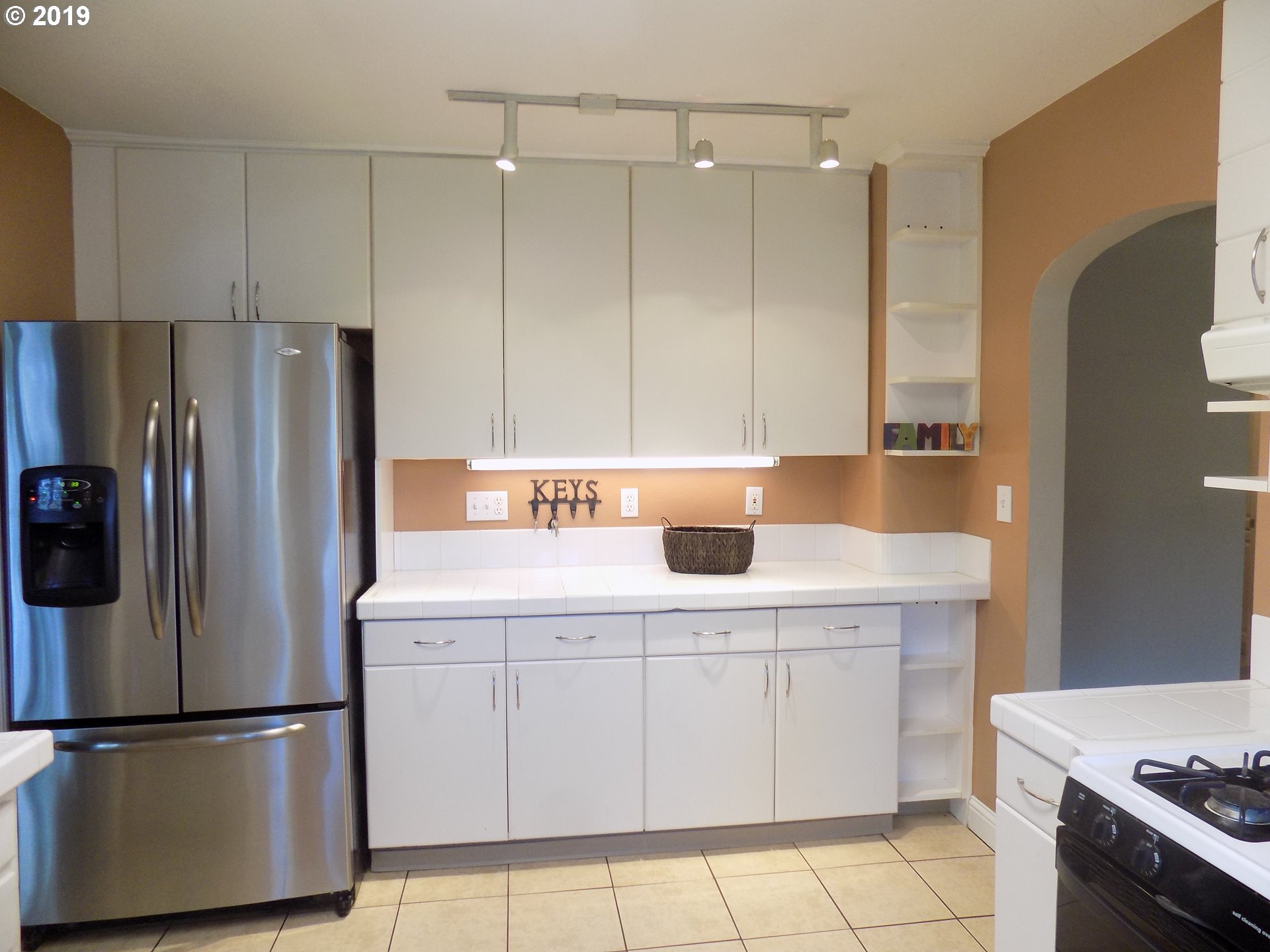 2120 Gilham Road Eugene, OR 97401 - Photo 12 of 31 Gallery Image 12