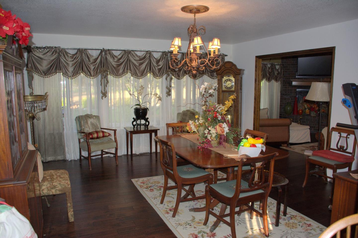 3322 Leavesley Road Gilroy, CA 95020 - Photo 20 of 44 Gallery Image 20