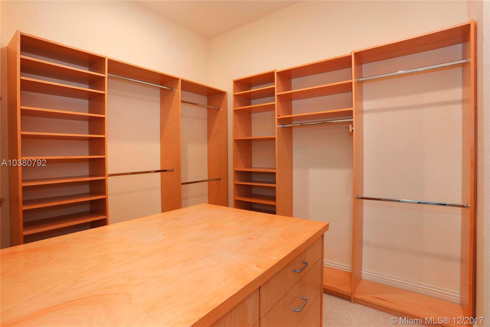 14 Turtle Walk Key Biscayne, FL 33149 - Photo 16 of 27