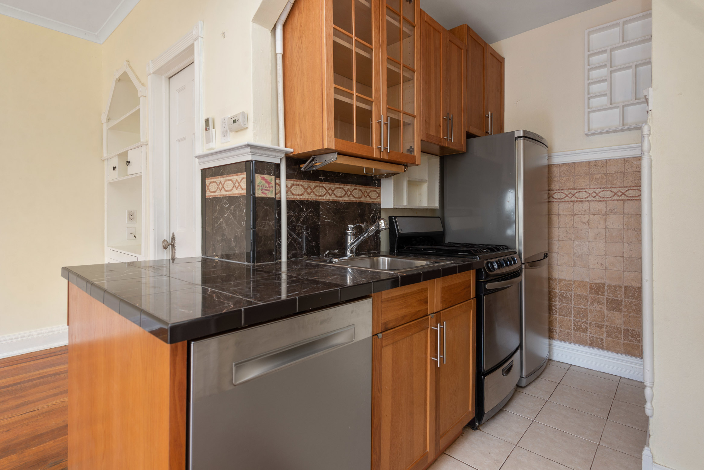 299 Henry Street, Unit D1 Brooklyn, NY 11201 - Photo 4 of 14