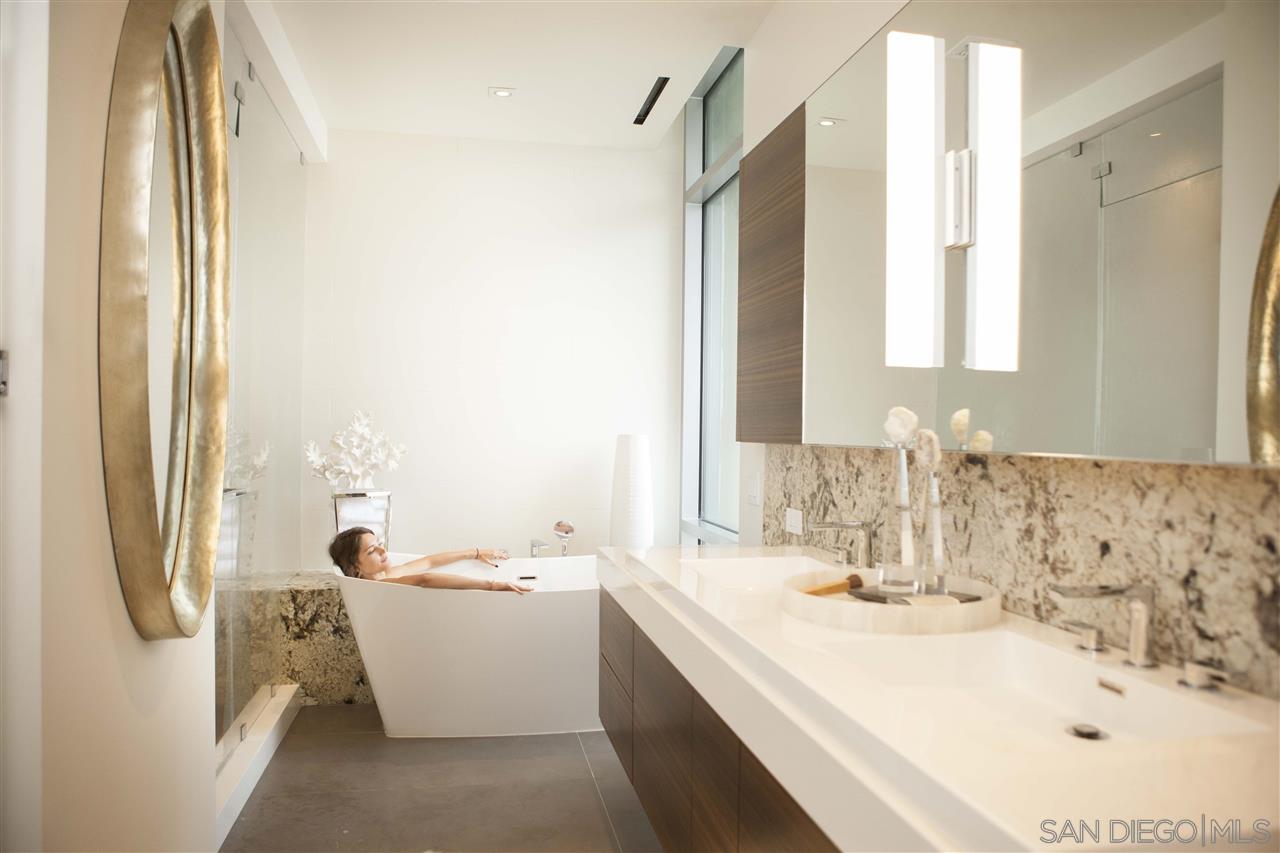 1020 Prospect Street, Unit PH1 La Jolla, CA 92037 - Photo 11 of 25