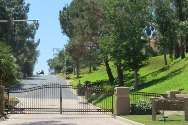 669 Rolling Hills Road Vista, CA 92081 - Photo 14 of 17 Gallery Image 14