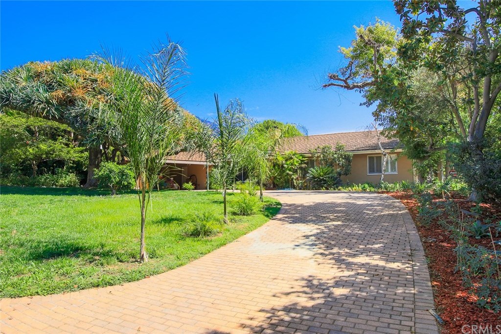 2012 Highland Oaks Drive Arcadia, CA 91006 - Photo 2 of 53