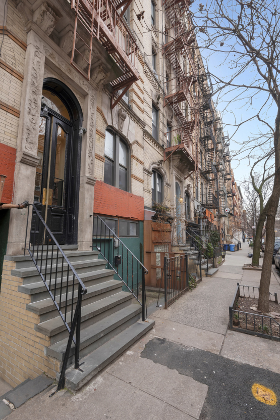 206 East 7th Street, Unit 3 Manhattan, NY 10009 - Photo 5 of 6