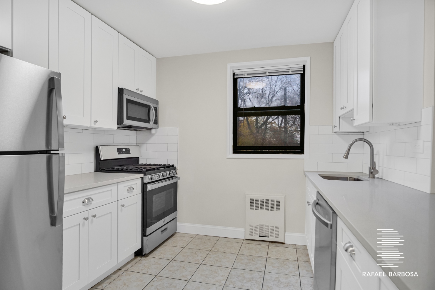 3235 Cambridge Avenue, Unit 2B Bronx, NY 10463 - Photo 3 of 6