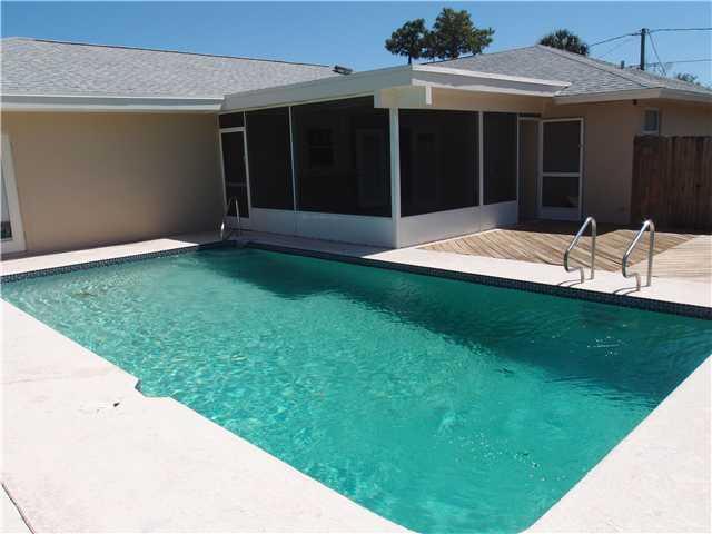 4611 Gulfstream Road Lake Worth, FL 33461 - Photo 15 of 18 Gallery Image 15