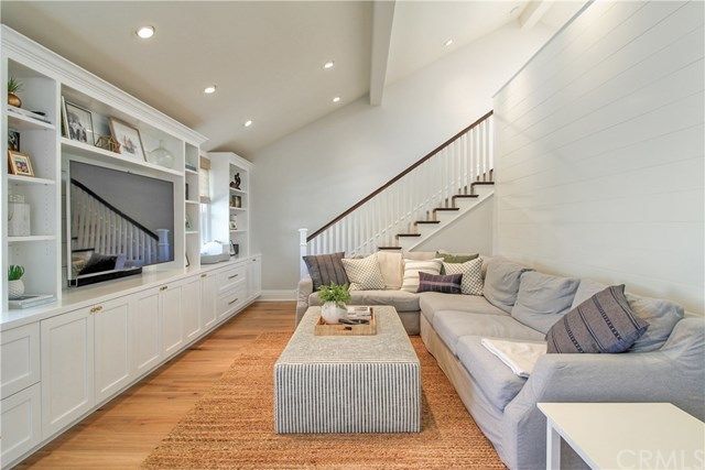 $2,500,000 | 1836 Port Barmouth Place, Newport Beach, CA 92660