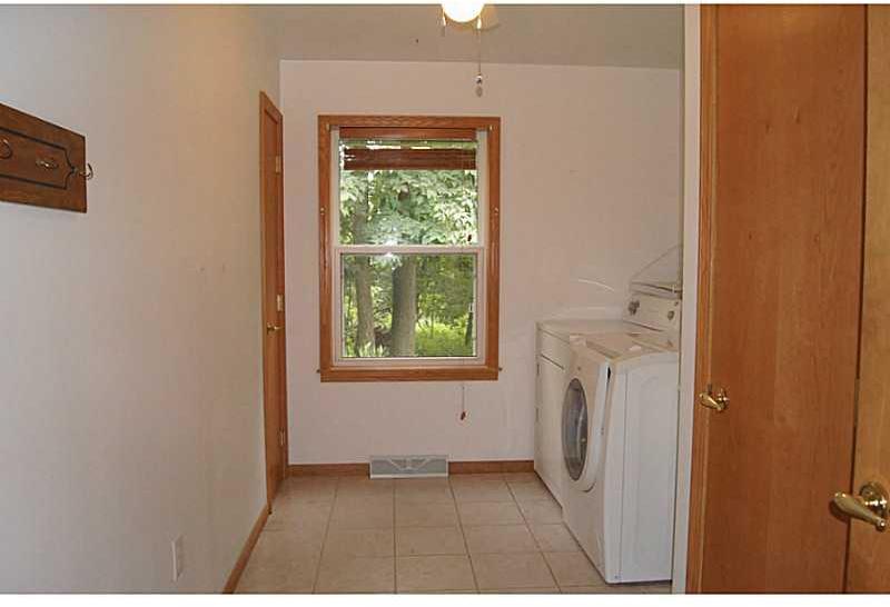 682 Engle Road Ohioville, PA 15052 - Photo 6 of 25 Gallery Image 6