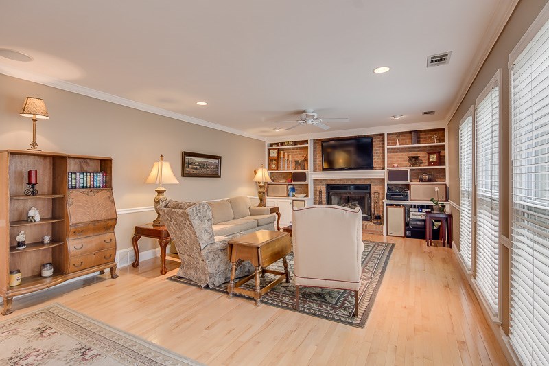 845 West Powell Road Collierville, TN 38017 - Photo 10 of 25 Gallery Image 10