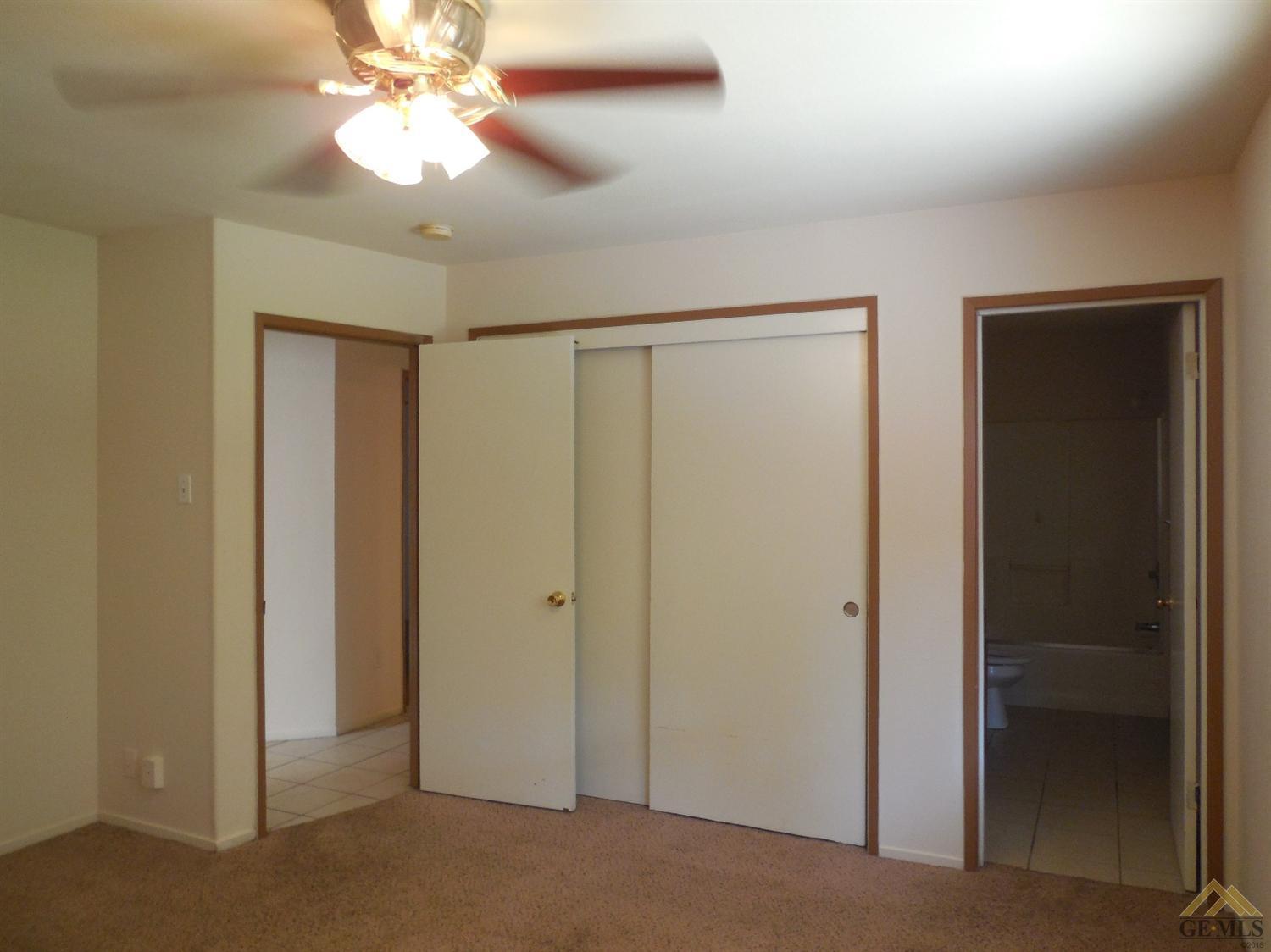 715 Fairview Road Bakersfield, CA 93307 - Photo 23 of 28 Gallery Image 23