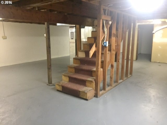 435 West College Street Athena, OR 97813 - Photo 15 of 19
