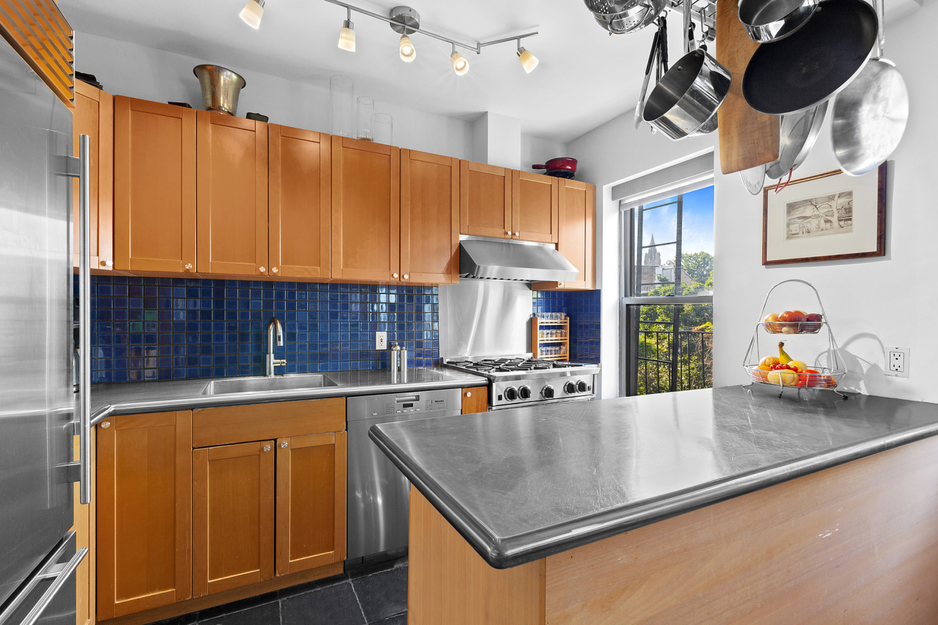 32 Berkeley Place, Unit 3 Brooklyn, NY 11217 - Photo 4 of 12 Gallery Image 4