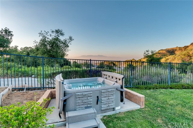 1740 Oakridge Drive Corona, CA 92882 - Photo 21 of 45