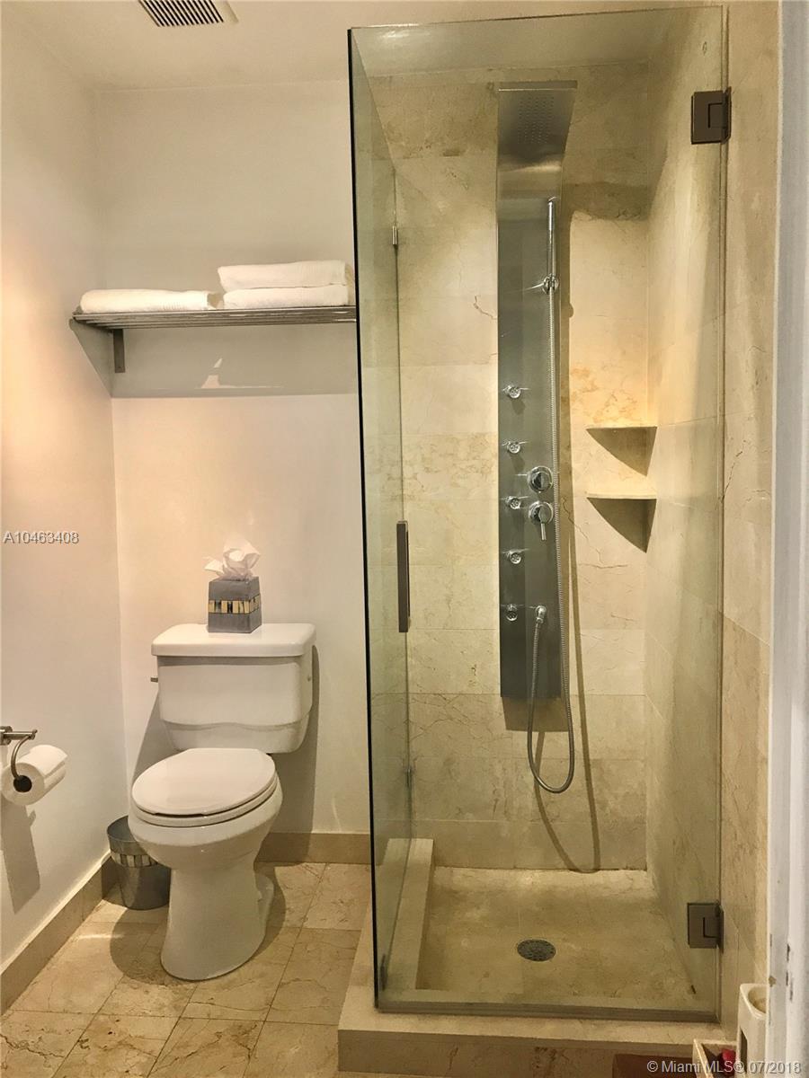 1320 North Biscayne Point Road Miami Beach, FL 33141 - Photo 24 of 34