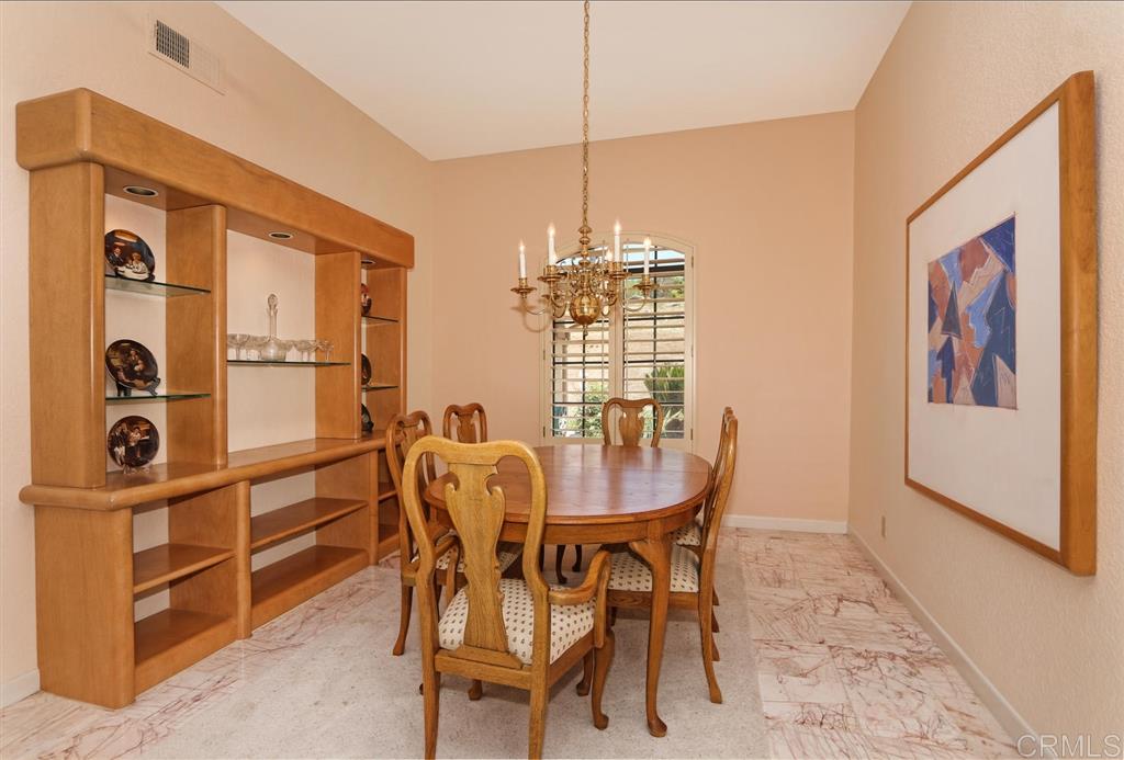 9038 Summerhill Point Alpine, CA 91901 - Photo 7 of 24 Gallery Image 7