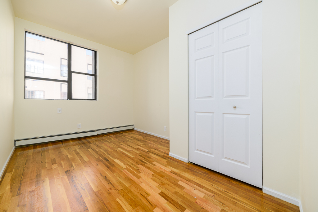 272 Willoughby Avenue, Unit 2L Brooklyn, NY 11205 - Photo 6 of 10