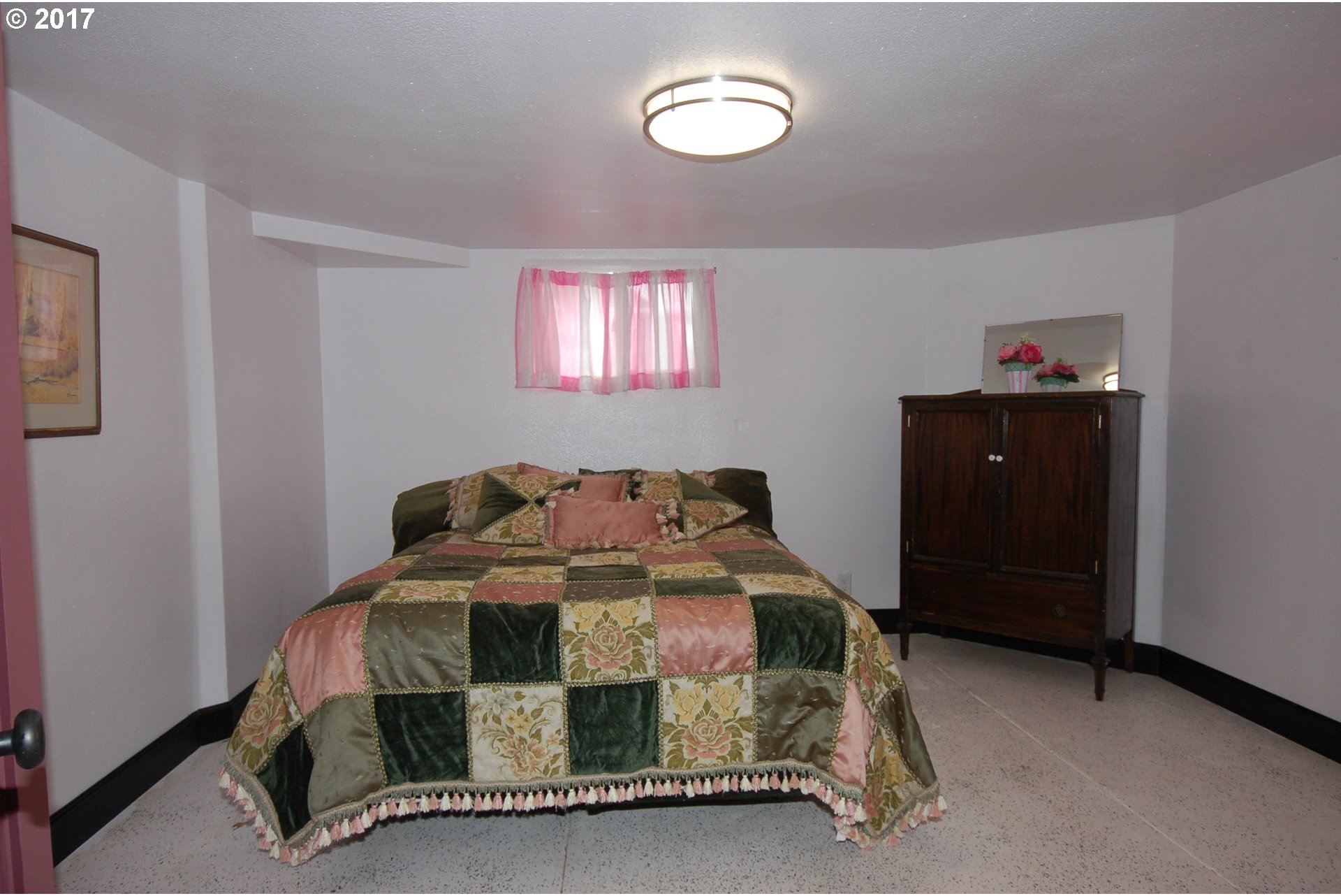 335 Southwest Court Avenue Pendleton, OR 97801 - Photo 14 of 32