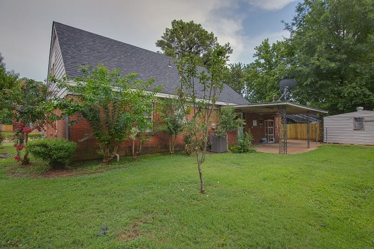 9155 Forrest Drive Southaven, MS 38671 - Photo 3 of 18