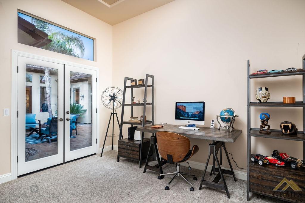 12307 Trinity River Drive Bakersfield, CA 93312 - Photo 29 of 40