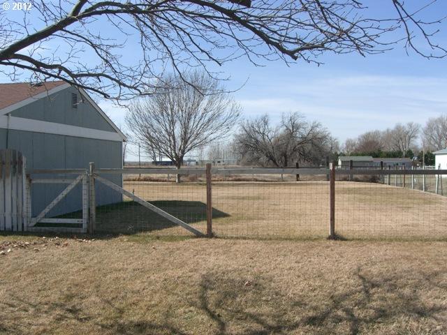 78499 Paul Smith Road Southwest Boardman, OR 97818 - Photo 13 of 14