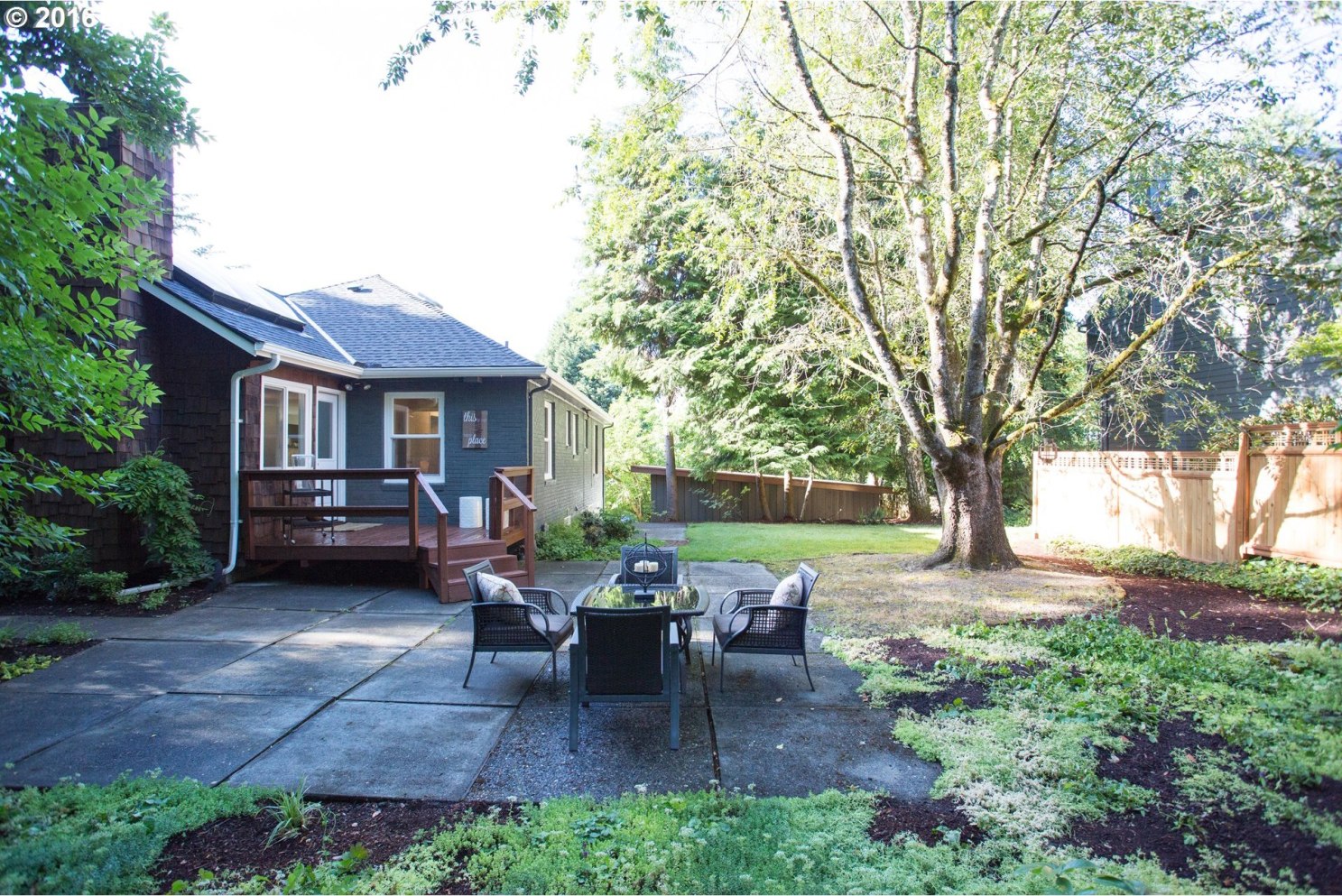 10220 Southwest Lancaster Road Portland, OR 97219 - Photo 4 of 28 Gallery Image 4