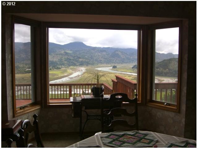 95454 Spirit Ridge Road Gold Beach, OR 97444 - Photo 14 of 16