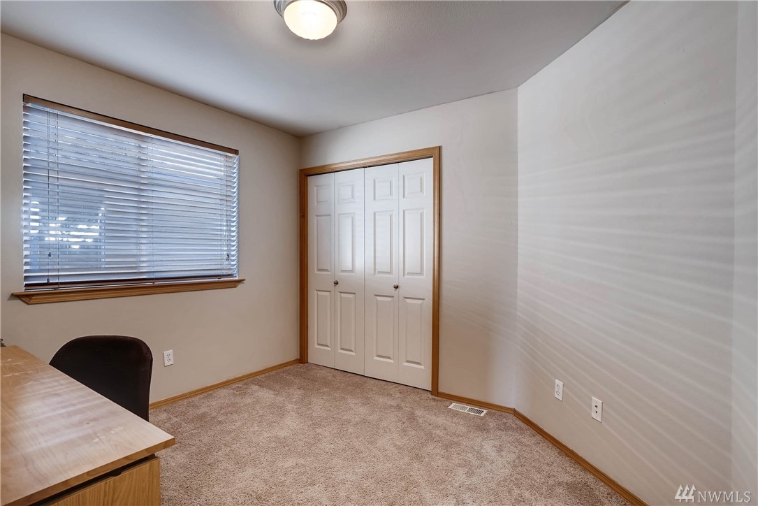 205 183rd Street Southwest, Unit B Bothell, WA 98012 - Photo 12 of 24