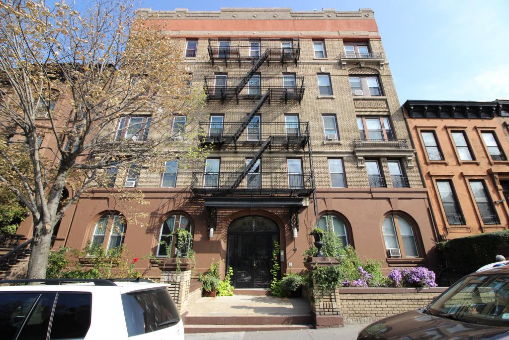 415 9th St, Brooklyn, NY 11215 - Photo 1 of 1