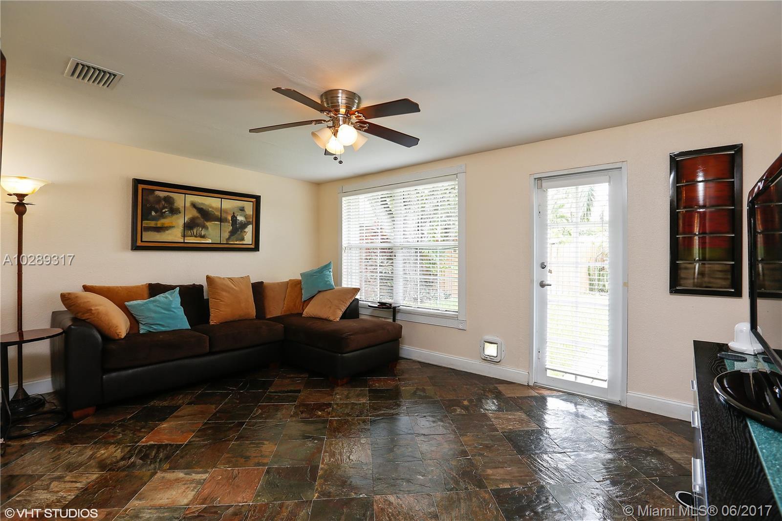 9701 Marlin Road Cutler Bay, FL 33157 - Photo 5 of 11
