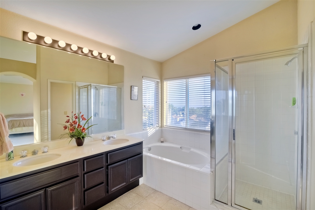 2515 Moonlight Glen Escondido, CA 92026 - Photo 17 of 23