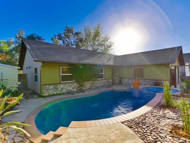 587 Timber Feather Fallbrook Ca Fallbrook, CA 92028 - Photo 1 of 25
