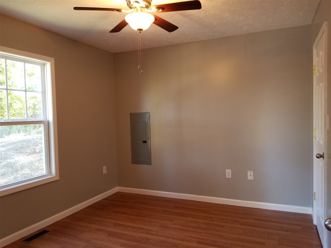 3810 County Home Road Savannah, TN 38372 - Photo 9 of 12 Gallery Image 9
