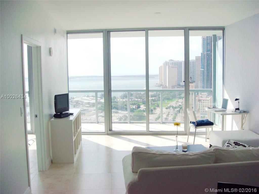 888 Biscayne Boulevard, Unit 2702 Miami, FL 33132 - Photo 3 of 14
