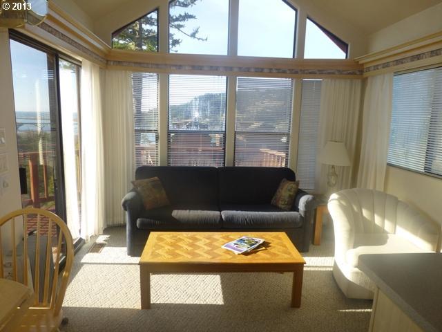 94749 Jerrys Flat Road, Unit 9 Gold Beach, OR 97444 - Photo 11 of 14