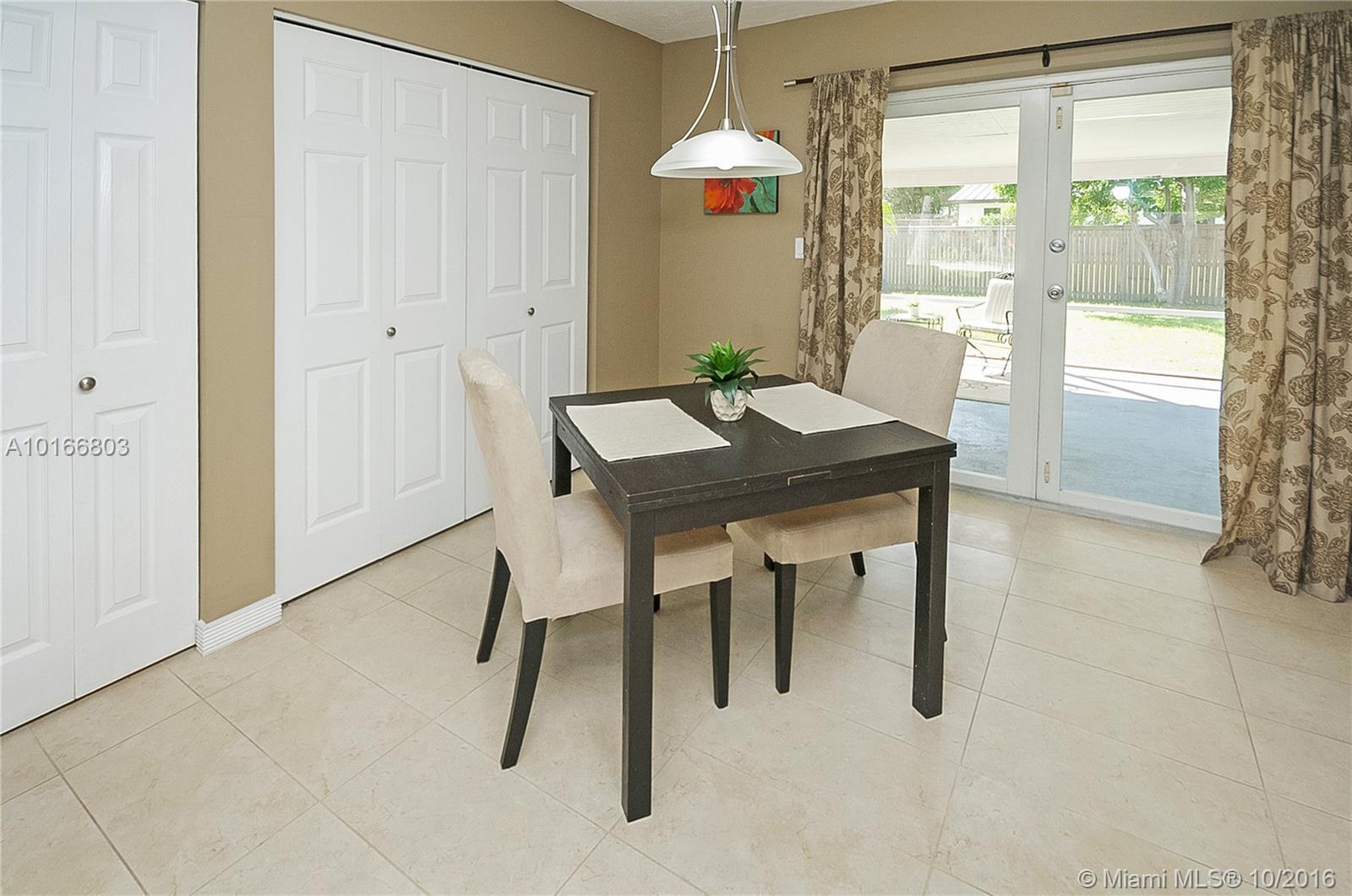 116 Northwest 8th Street Boca Raton, FL 33432 - Photo 7 of 29