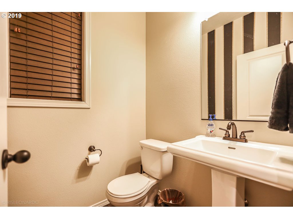 1417 Northeast 170th Circle Ridgefield, WA 98642 - Photo 13 of 28 Gallery Image 13