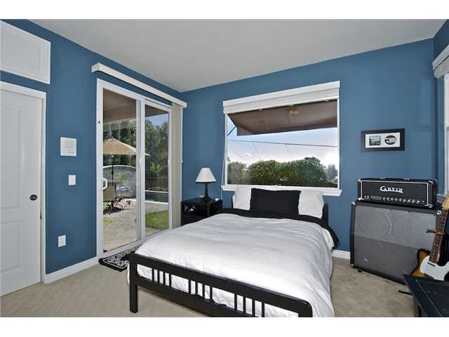 931 Candlelight Place, Unit B La Jolla, CA 92037 - Photo 17 of 25