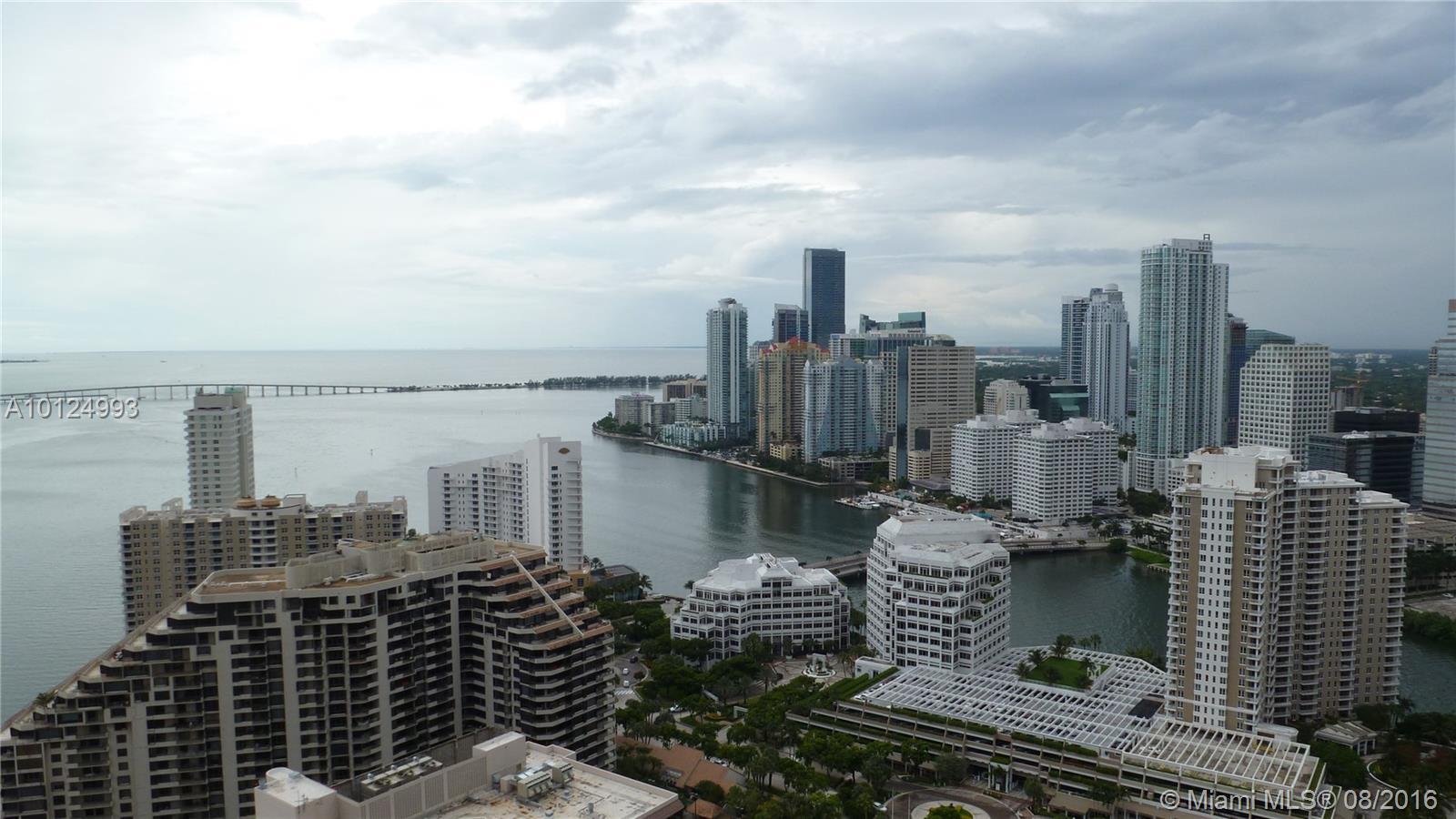 848 Brickell Key Drive, Unit 3905 Miami, FL 33131 - Photo 8 of 12