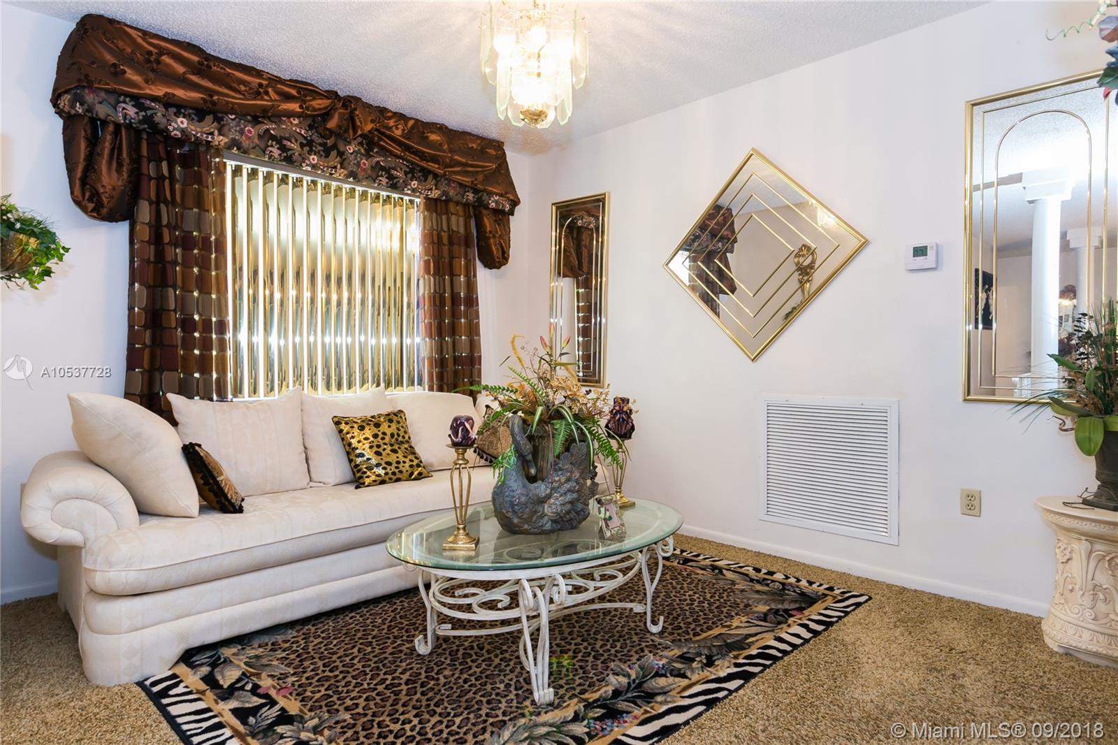 421 Northeast 108th Street Miami, FL 33161 - Photo 4 of 18