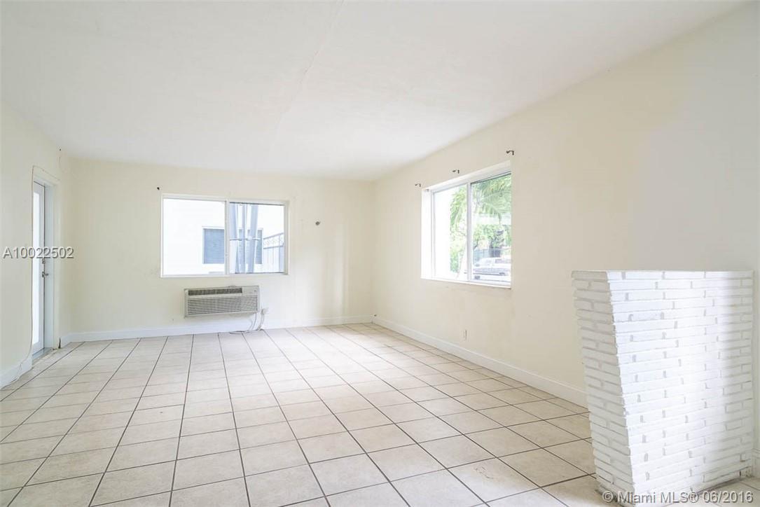 320 86th Street, Unit 1 Miami Beach, FL 33141 - Photo 3 of 20
