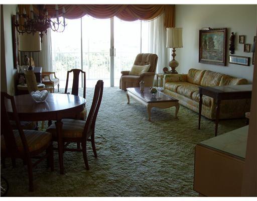 Ojus North Miami Beach, FL 33179 - Photo 5 of 7