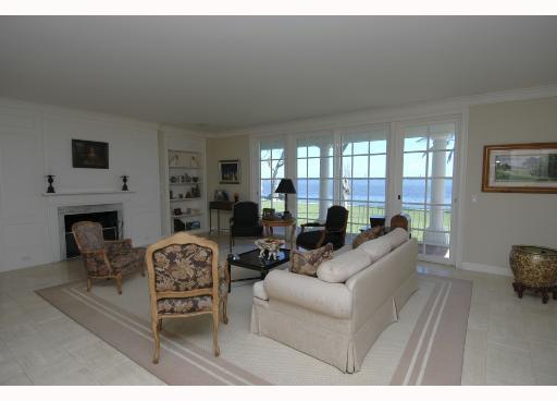 4425 Sabal Palm Road Miami, FL 33137 - Photo 7 of 9