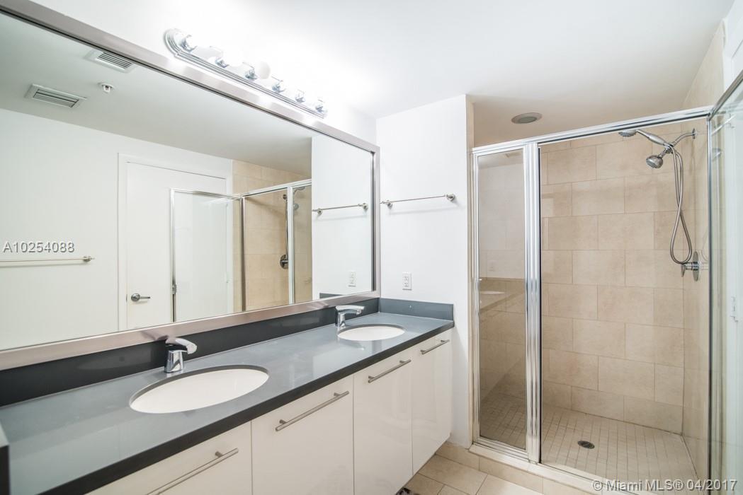 90 Southwest 3rd Street, Unit 4006 Miami, FL 33130 - Photo 9 of 15