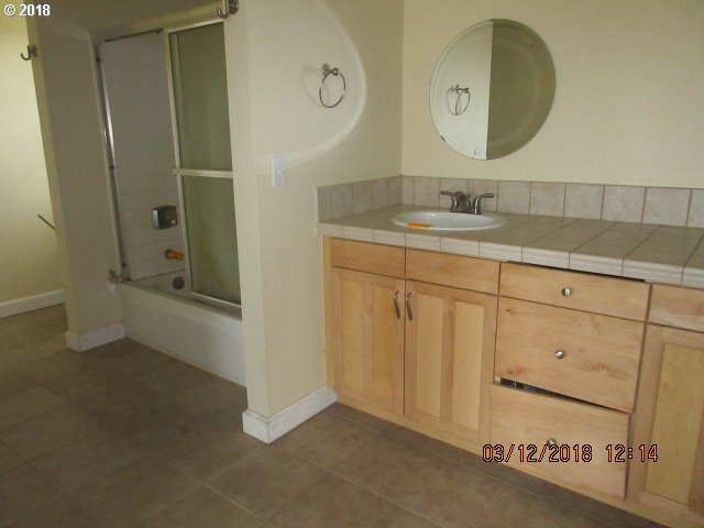27400 South Barlow Road Canby, OR 97013 - Photo 12 of 18 Gallery Image 12