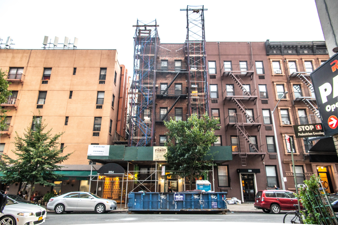 340 E 83rd St, Manhattan, NY 10028 - Photo 2 of 7