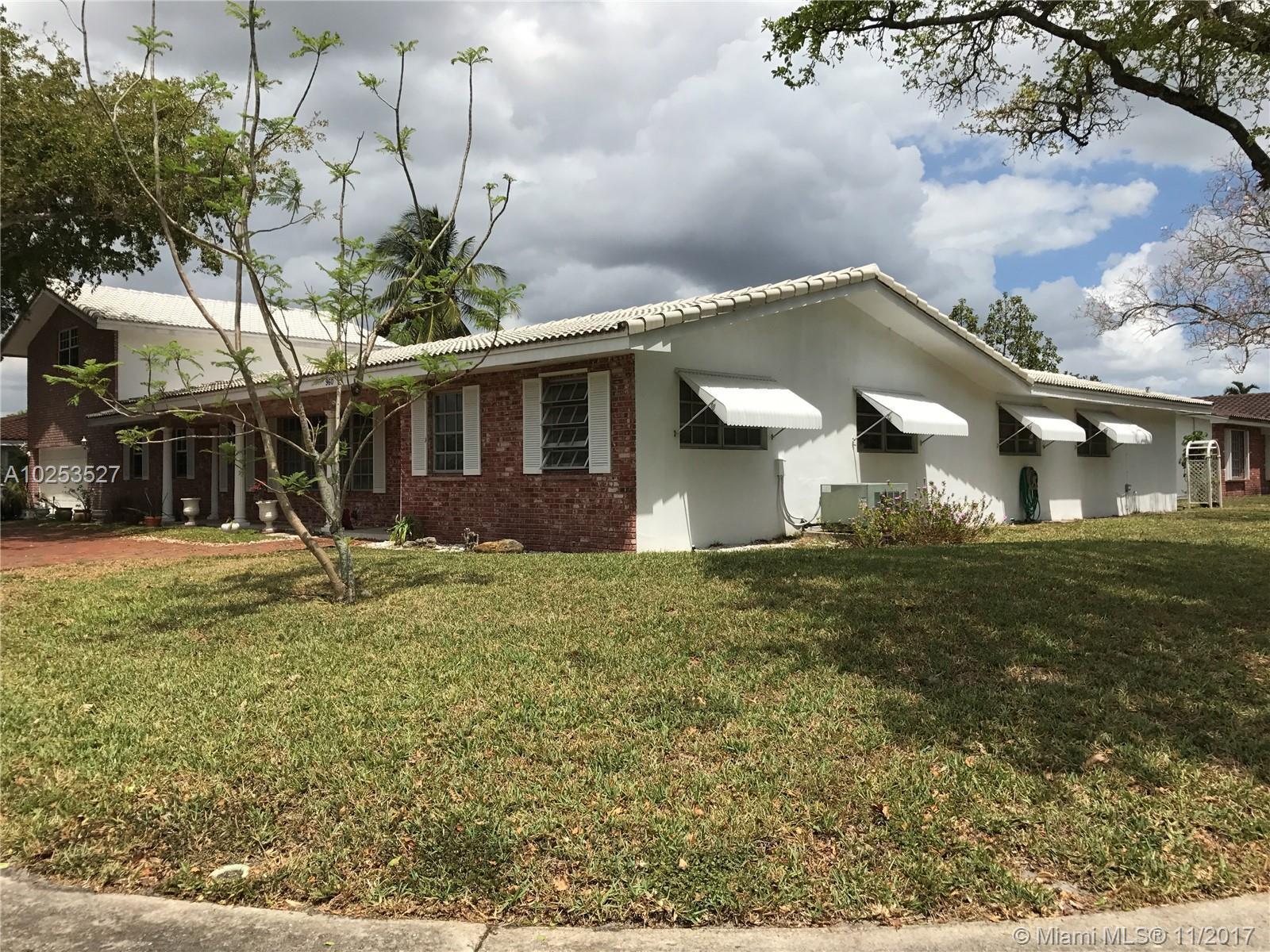 960 Southwest 74th Avenue Plantation, FL 33317 - Photo 1 of 24
