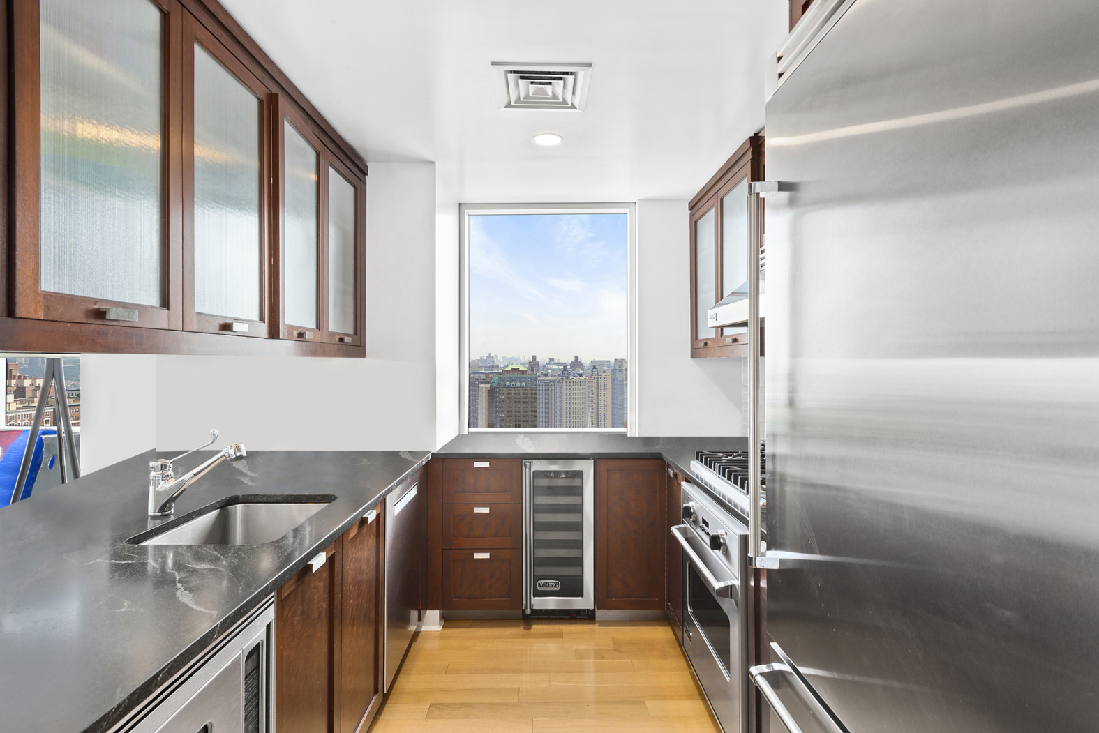 2628 Broadway, Unit 24A Manhattan, NY 10025 - Photo 5 of 11