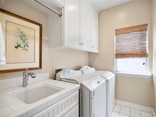 $2,725,000 | 305 Sapphire Avenue, Newport Beach, CA 92662