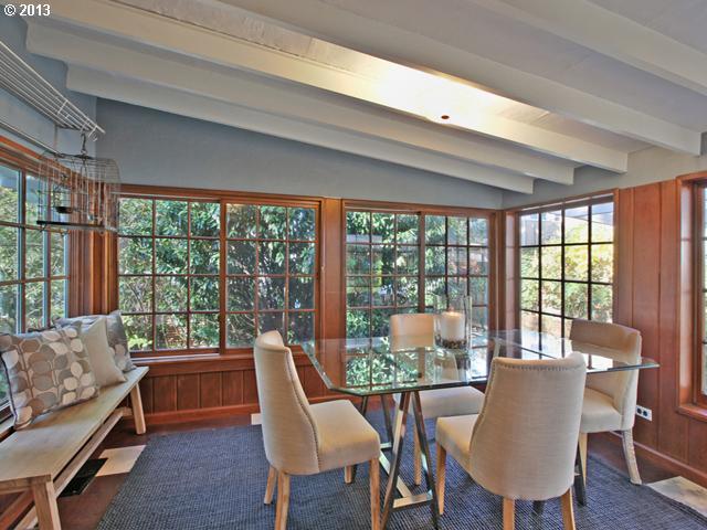 3815 Southeast Rural Street Portland, OR 97202 - Photo 4 of 16 Gallery Image 4