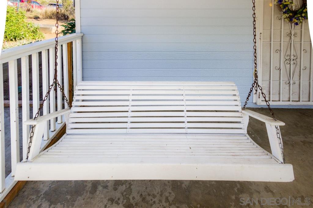 1089 Crest View Road Vista, CA 92081 - Photo 4 of 25 Gallery Image 4